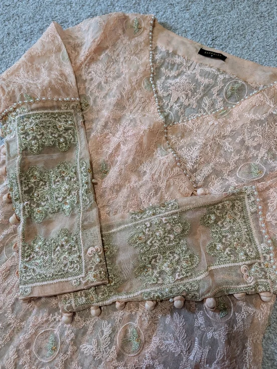 Sapphire Pakistani Kurta Set Small Peach Embroidered Formal Outfit 2 Piece - Picture 5 of 7